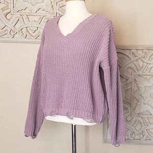 DEREK 🤍 HEART DISTRESSED SWEATER